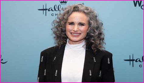 Julian Barboza: A Rising Star In The World Of Entertainment